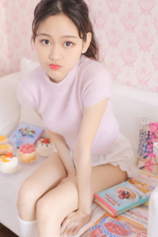 村长用力挺进她的花苞影视